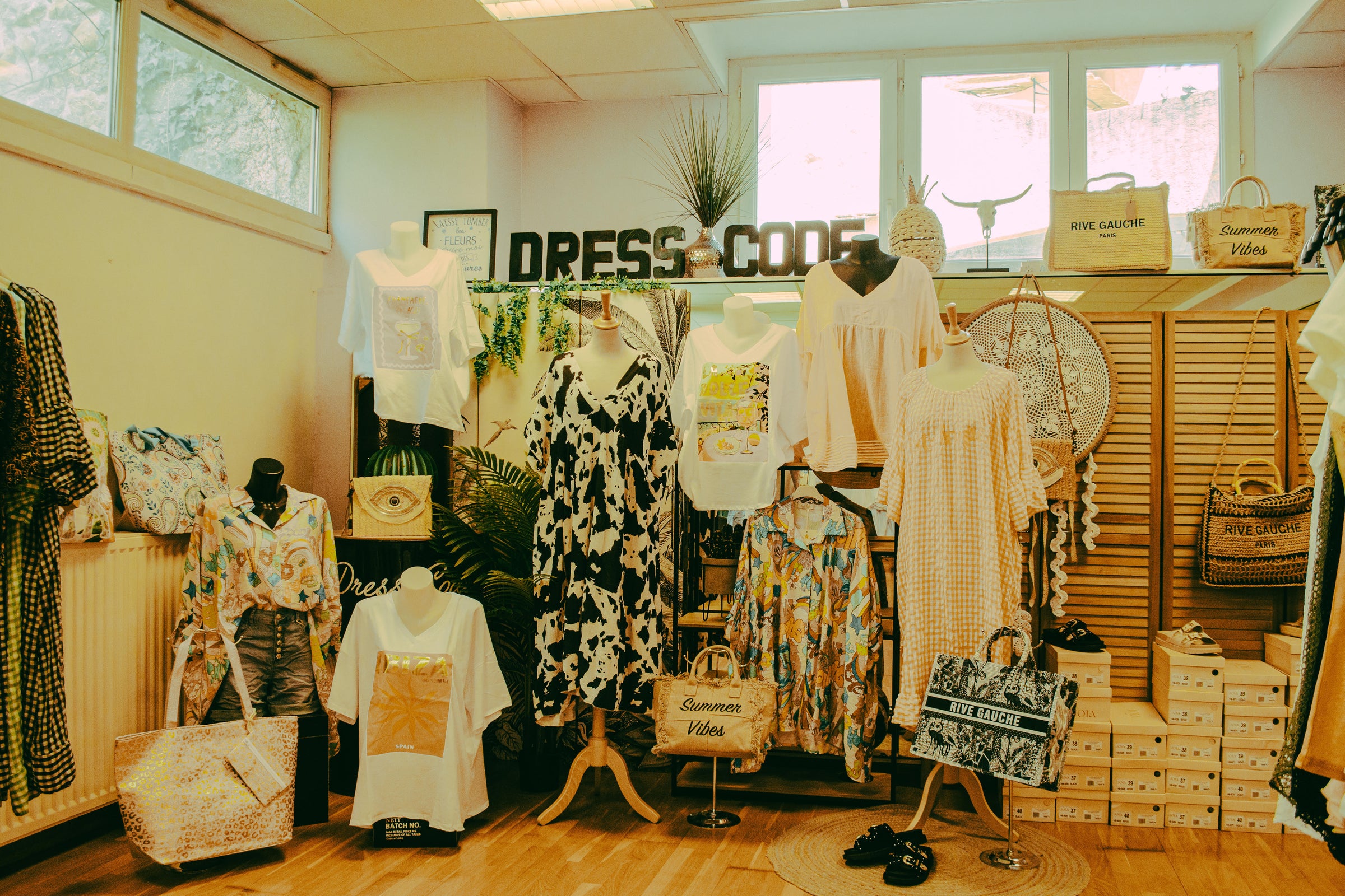 Destockage Vêtements Destockage Accessoires Femme Déstockage