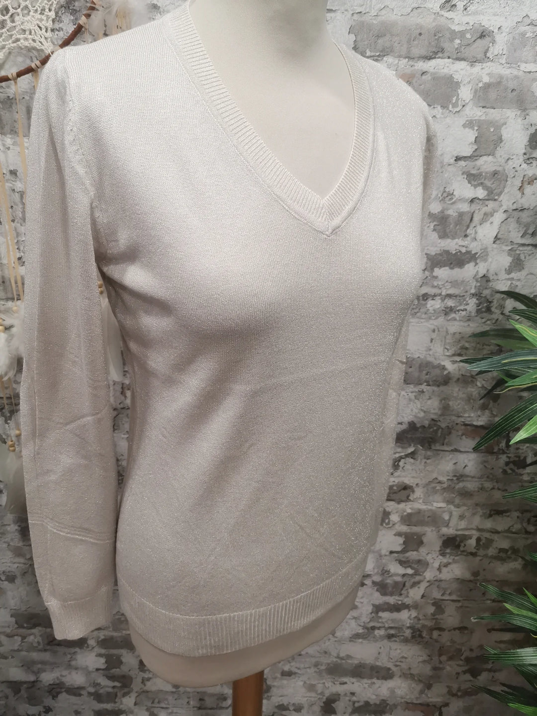 PULL COL V PAILLETÉ JULES GRIS