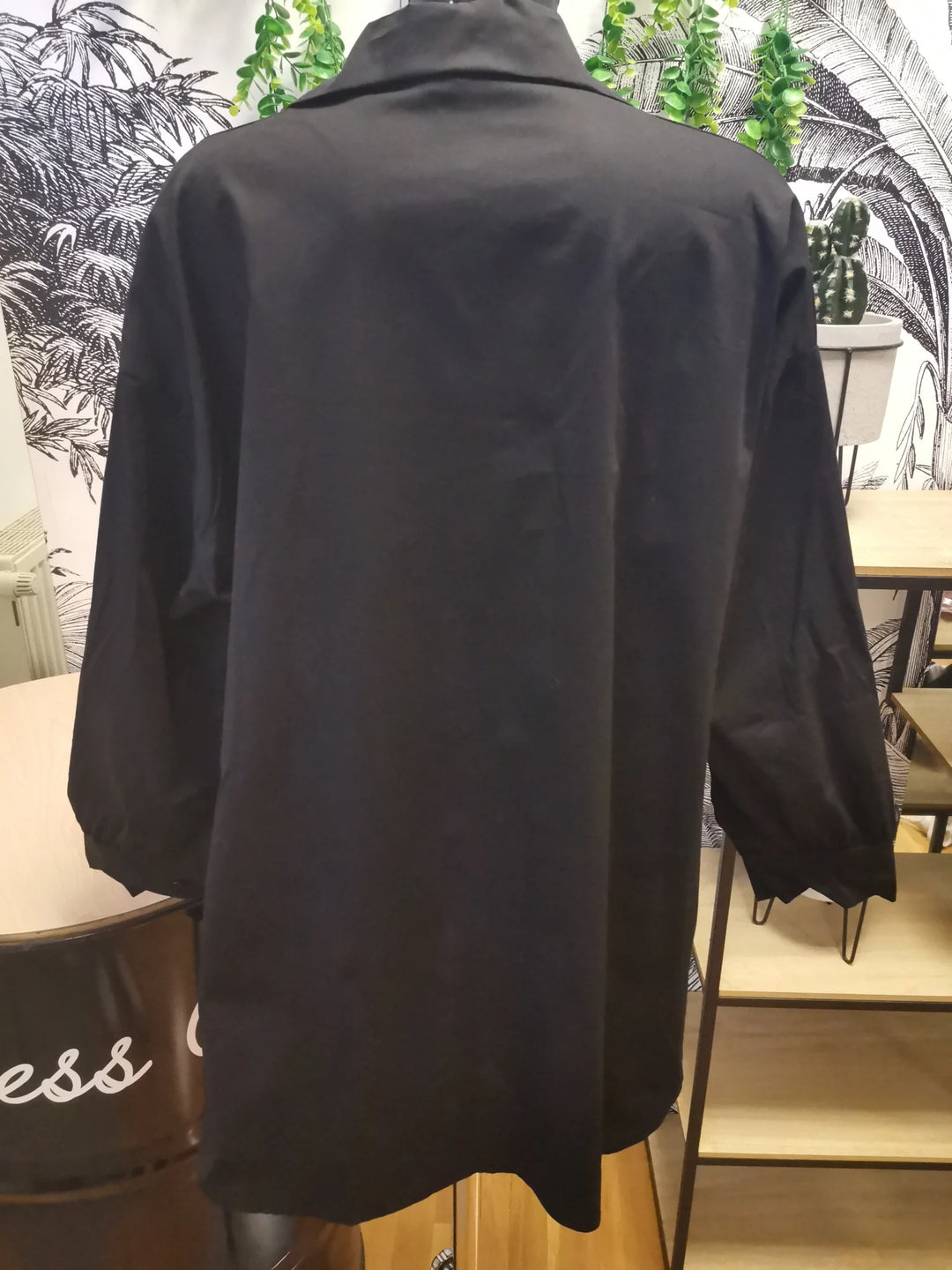 CHEMISE UNIE + CRAVATE LARA