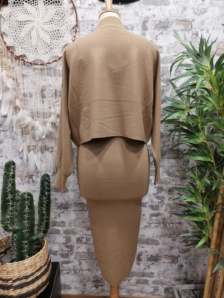 ENSEMBLE ROBE + PULL JADE CAMEL