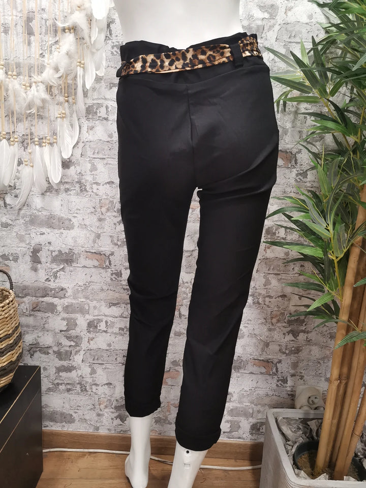 PANTALON STRETCH CEINTURE LÉO FOLLOW NOIR